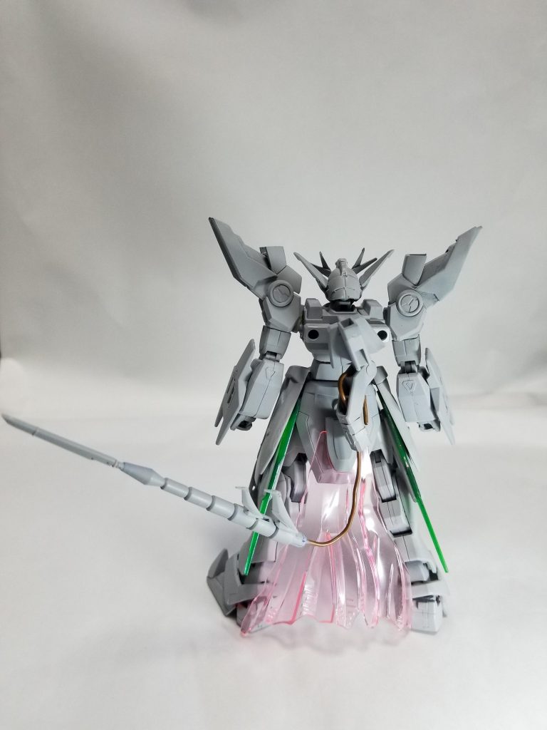 最終案+サフ(通常時背面)
膝裏のブースターを取り除きました。