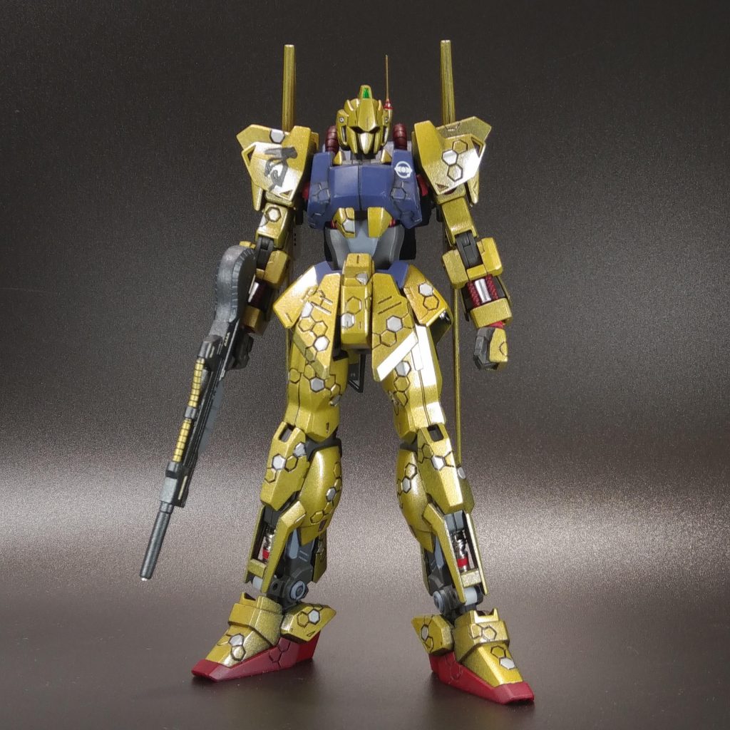 脛シリンダー、頭部アンテナ、バックパックスラスター、下腕内部はメタルパーツに置換しています。