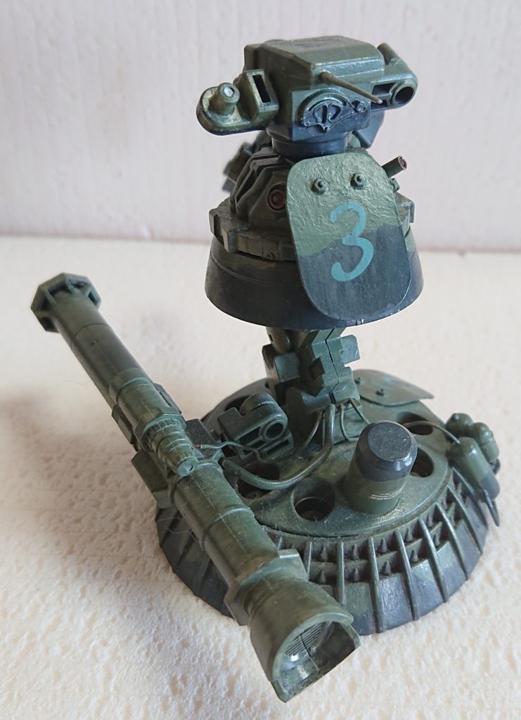 バズーカはガンプラのキャンペーンかなにかでもらったヤツです、今思えばもったいなかったかも。その他色々なジャンクパーツ使ってます。