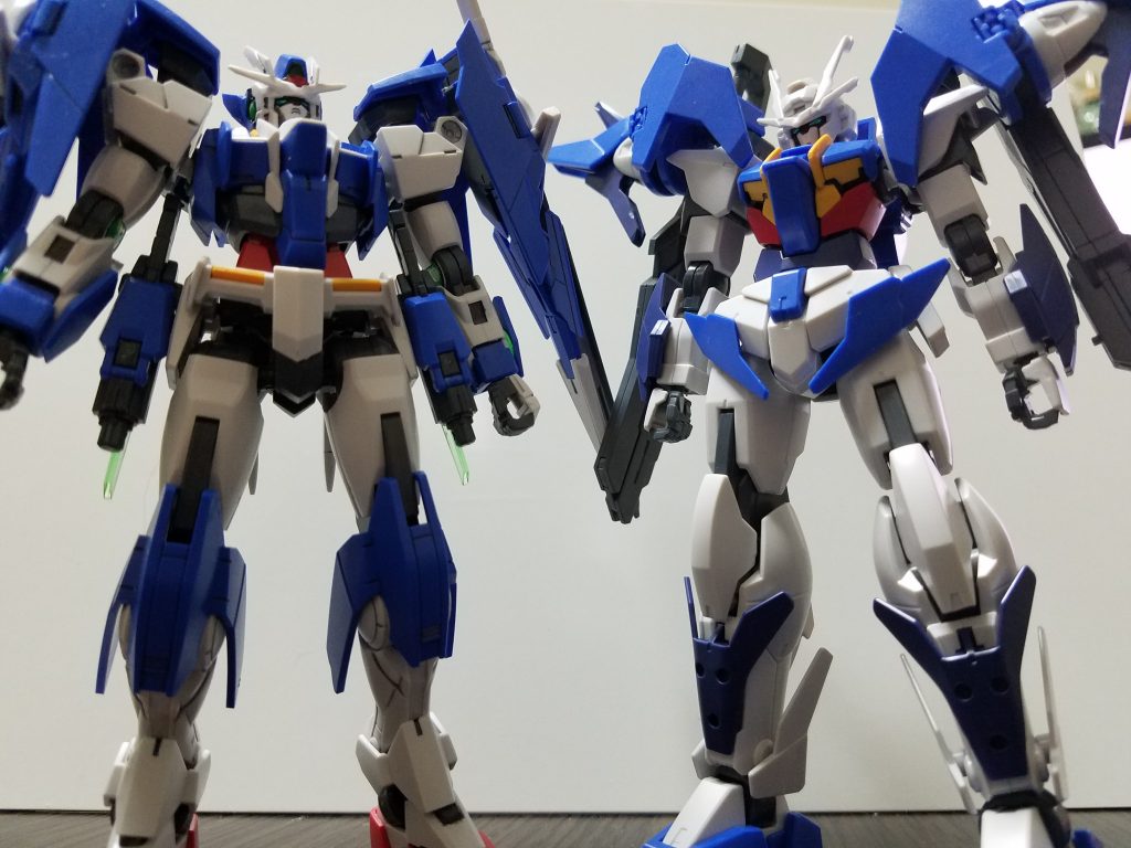 当たり前ですが、ニコイチはしやすかったです。ガラッと変わった印象ですが、パーツ自体の大きさはそんな変わってない感じでした。