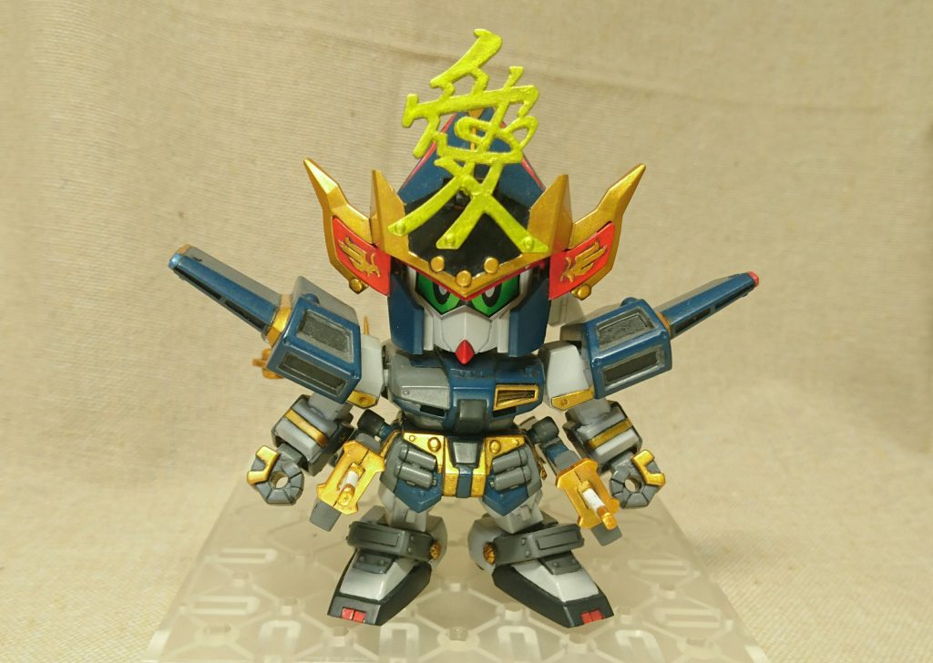 肩鎧先端を翼端灯イメージで塗り分け