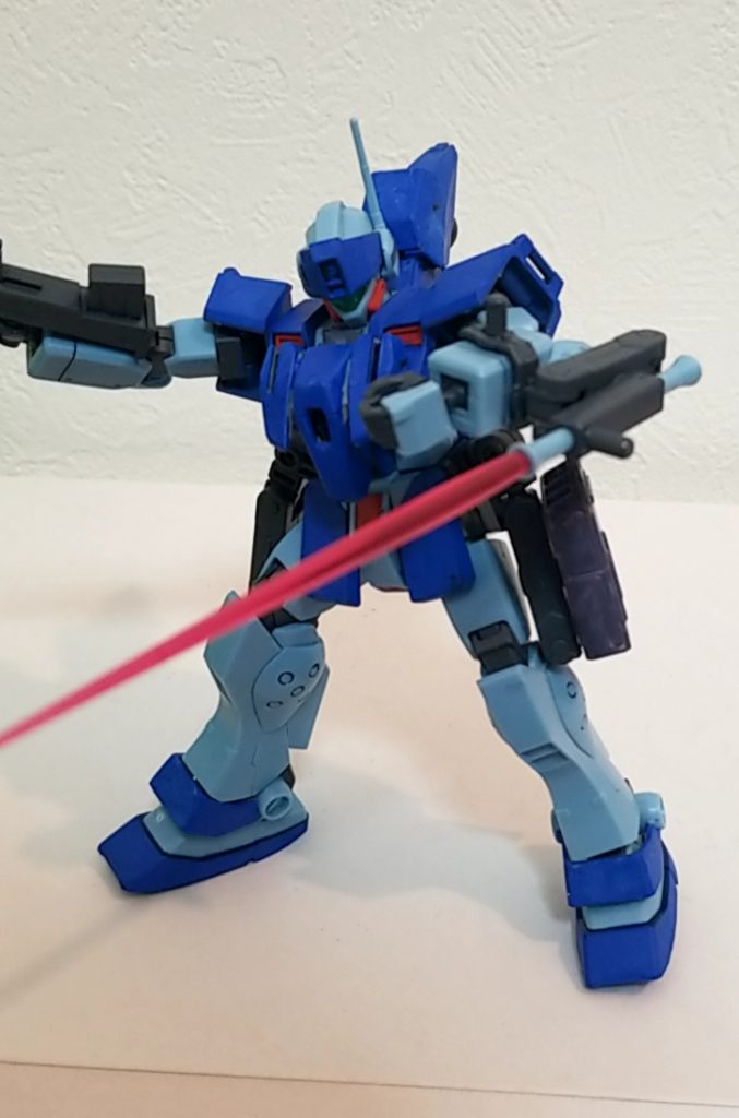 装着型ビームサーベル
ビームトンファーのように腕のアームに取り付けられてる
狙撃中の不意打ちに素早く対応するためである