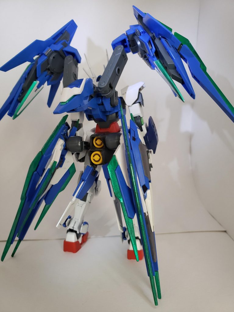 バックショット
ちょっとゴチャついた感じが…
