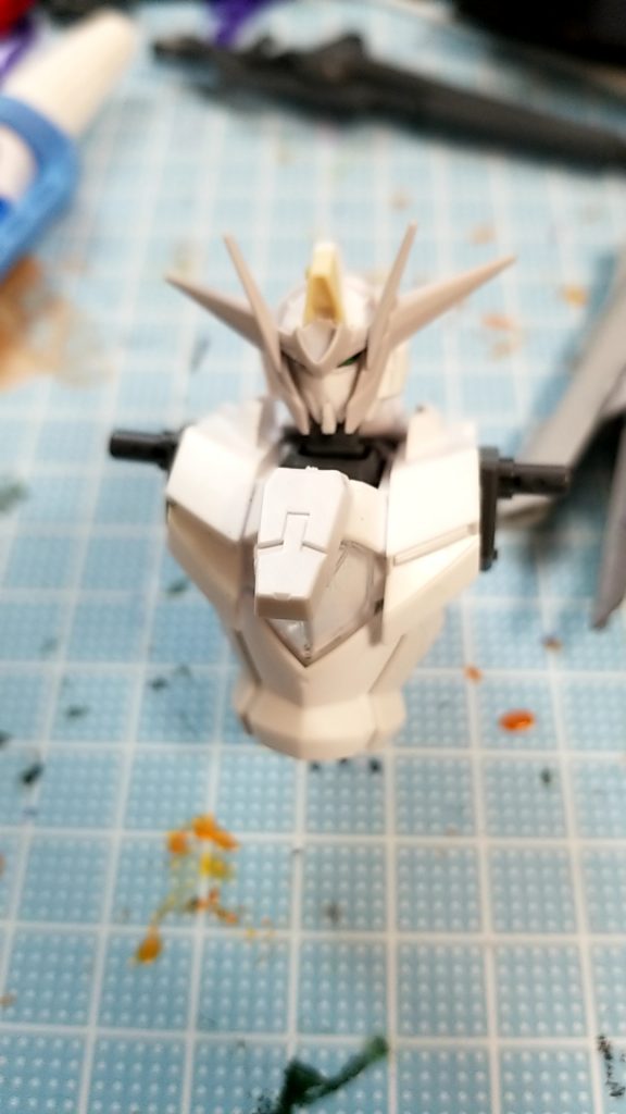 リバーシブルガンダムの頭と胴をそのまま使用