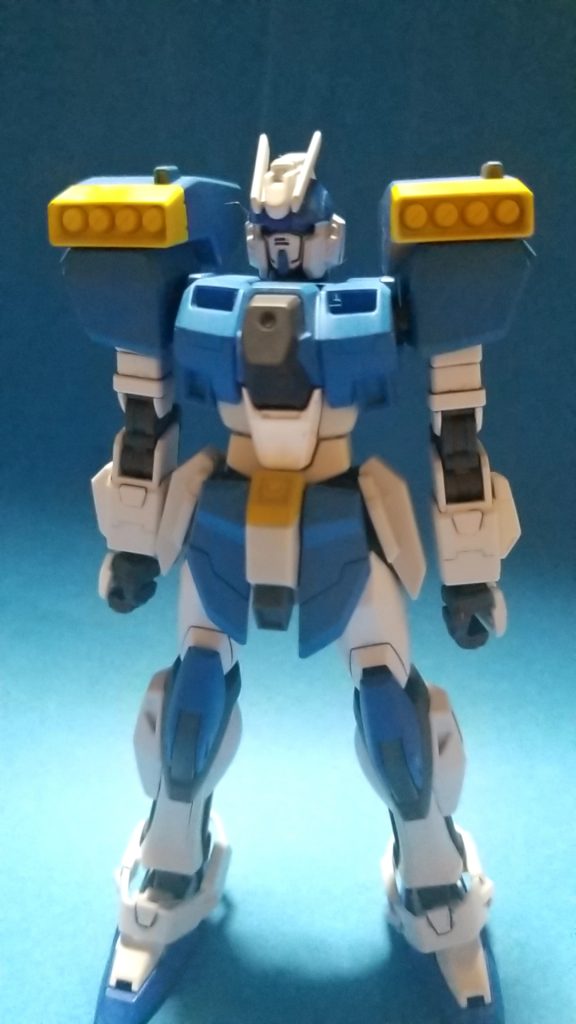 アサルトシュラウド 装備
差し替えで、胴体と腰部と肩を交換。
本来の装備「シヴァ」は付けていません。