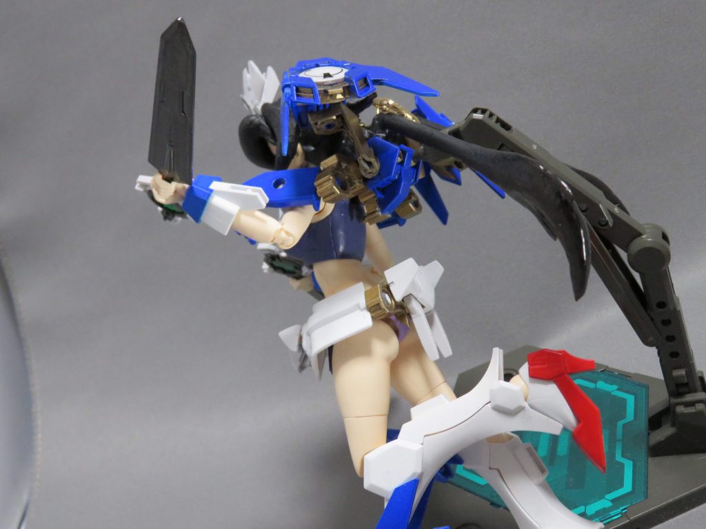 (腰回りは後方の装甲に隙があるのが懸念事項)