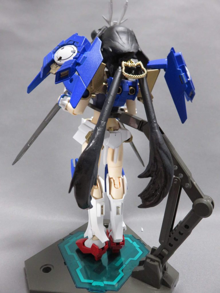 (GNクナイを外してバックショット)