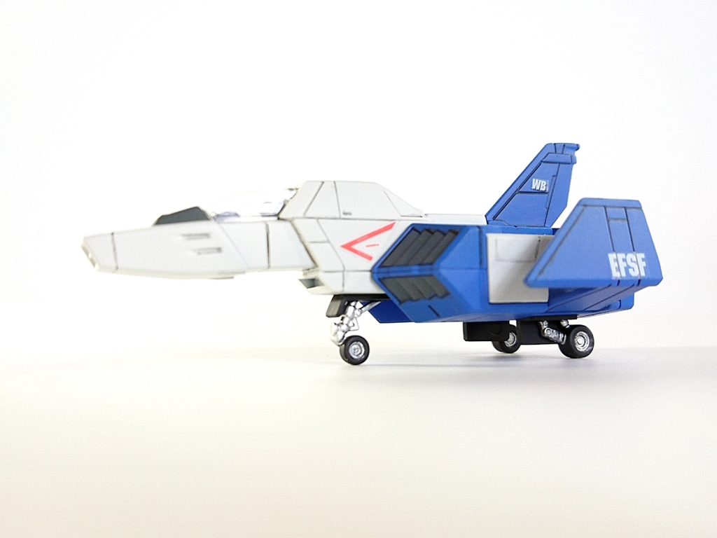 コアファイターもスレッガー塗装