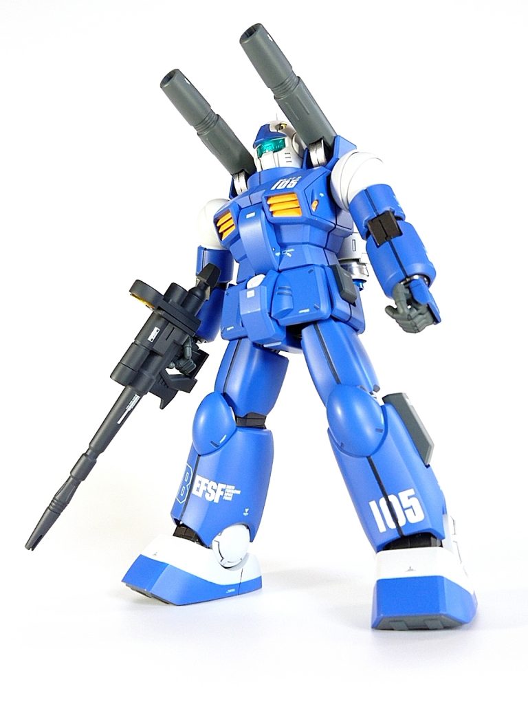 スレッガー色の青を基調に塗装