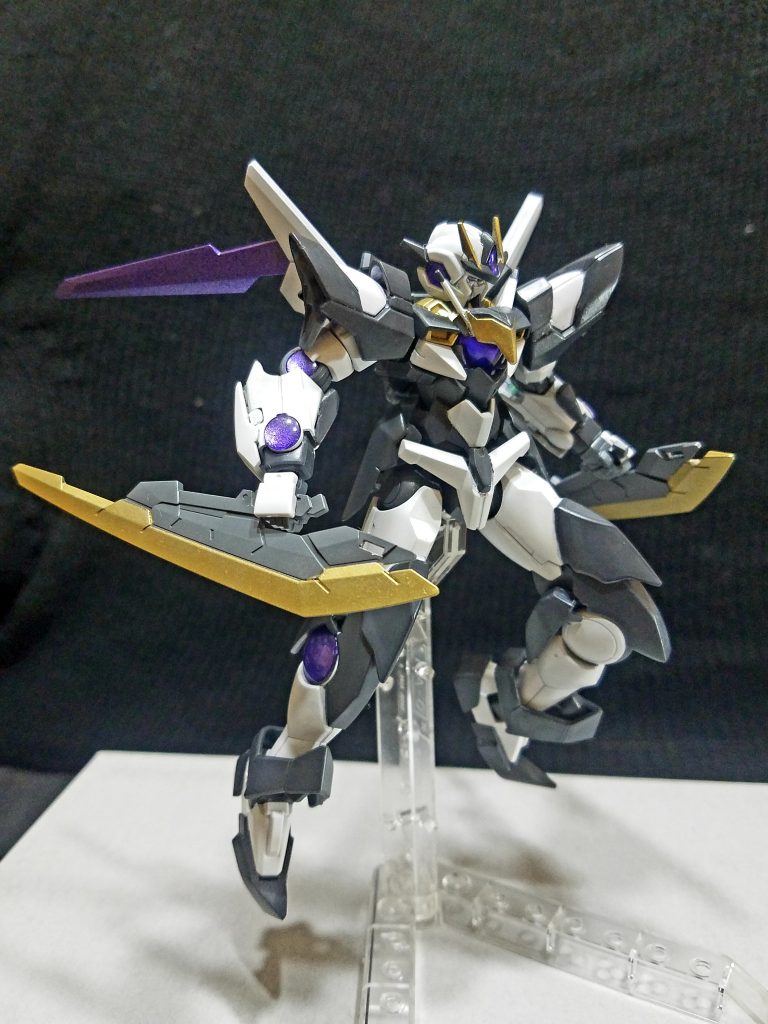 単機の武器はレイザーの二振りのみほんとは格闘系にしたかったのですが、途中で断念しました、、、