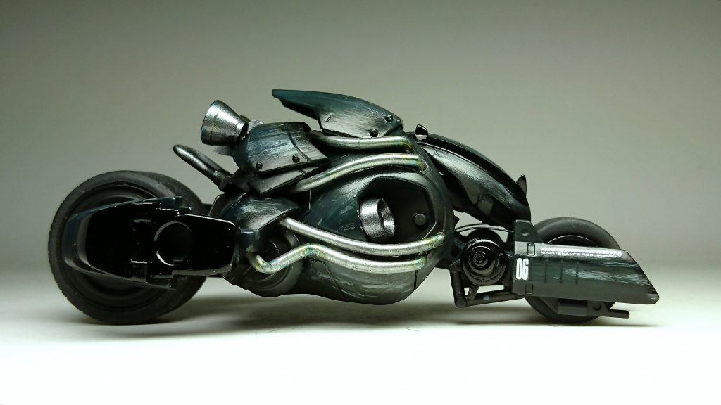 グシオンヘッドバイク。どんなガンプラでもバイクに改造できる自信がついた。