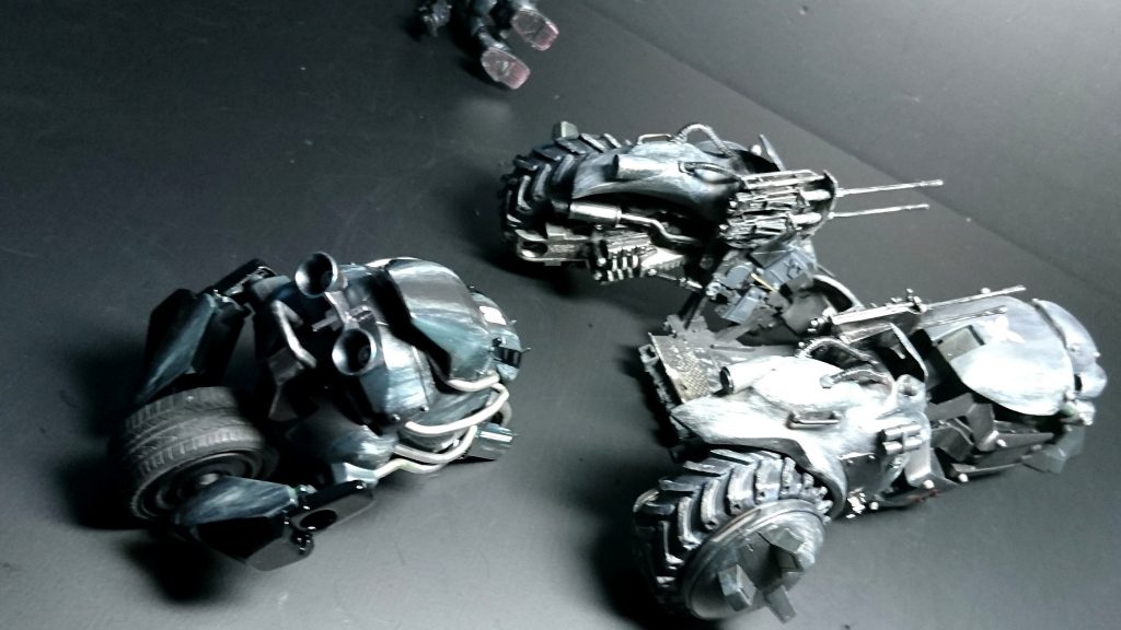 素人はどけ!去年のお前の展示会のために作ったと思うなよ。これは復活したガンスタさんのために作ったバギーなのだ。