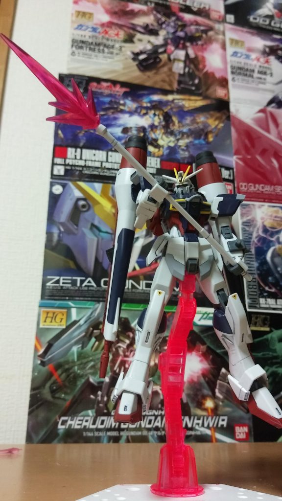 ビームジャベリン 
クーゲルインパルスの格闘武器、霧雨システムを発動させるとビームサーベルに変わる！