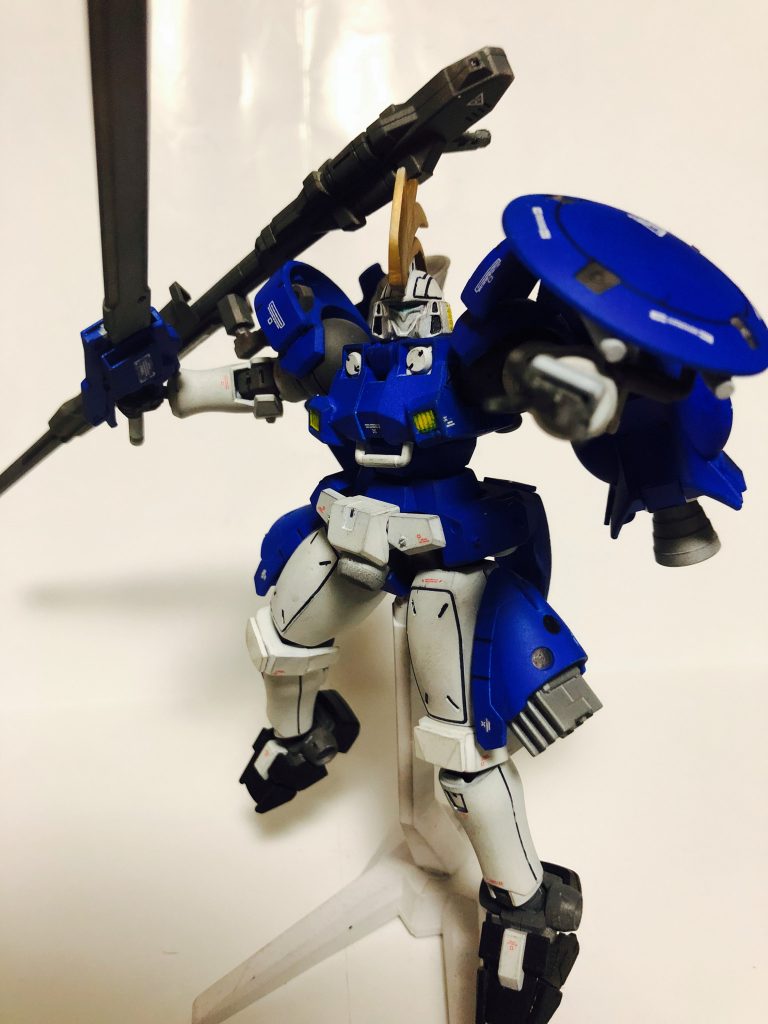 そして最後がデカールありです。
ここまで丹精込めたガンプラは初めてで完成した時泣きましたね。
このトールギスは僕の誇りです!
皆さーん!フォースを募って早く倒しにいらっしゃーい!