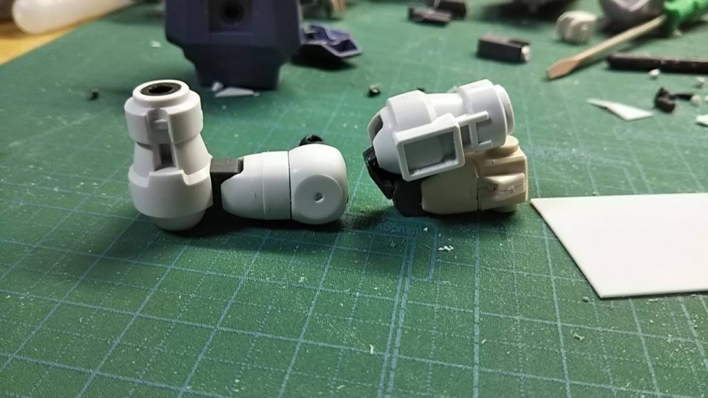 肘の変更により稼働域が約2倍に