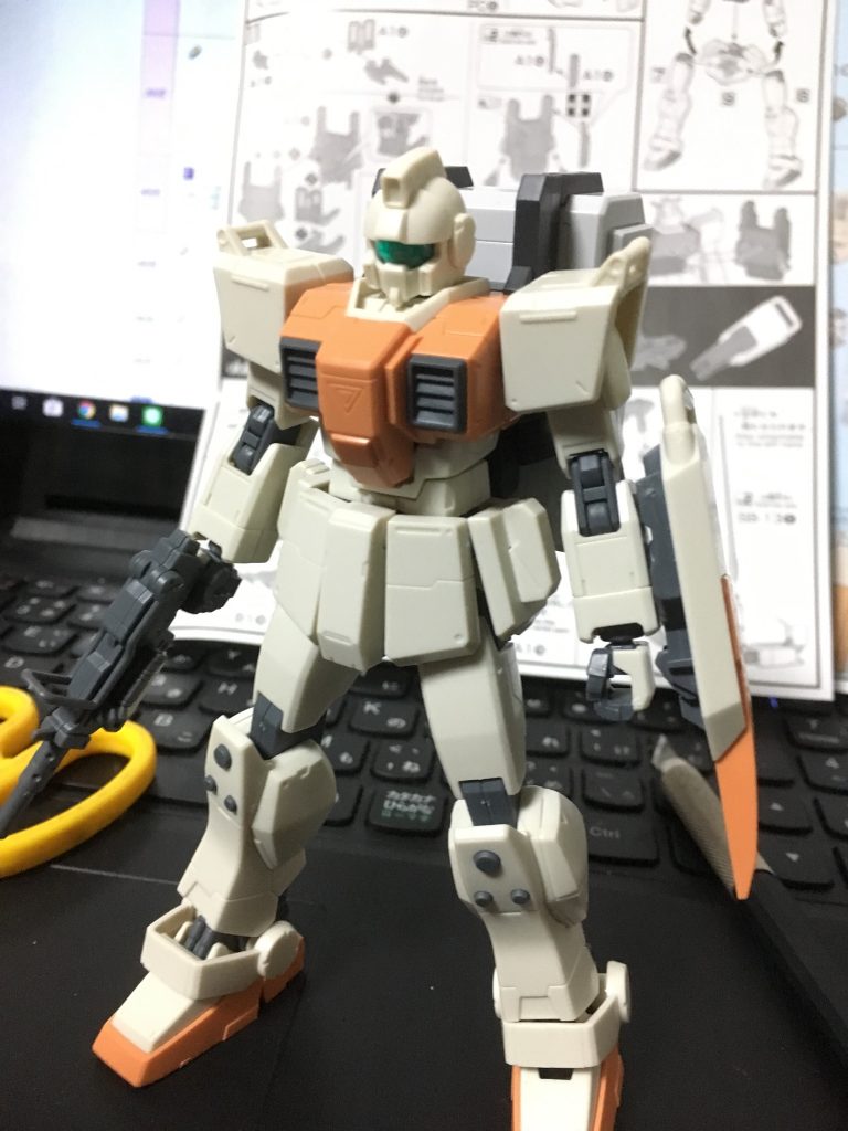 ベースは去年発売したばかりのHGUC陸戦型ジム