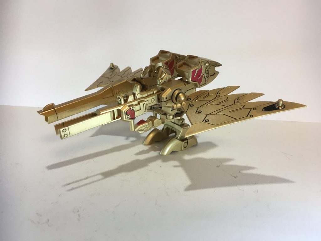 鋼鉄迦楼羅

合体時に干渉する箇所を削った程度
こちらは全塗装しました

これら3体が合体！