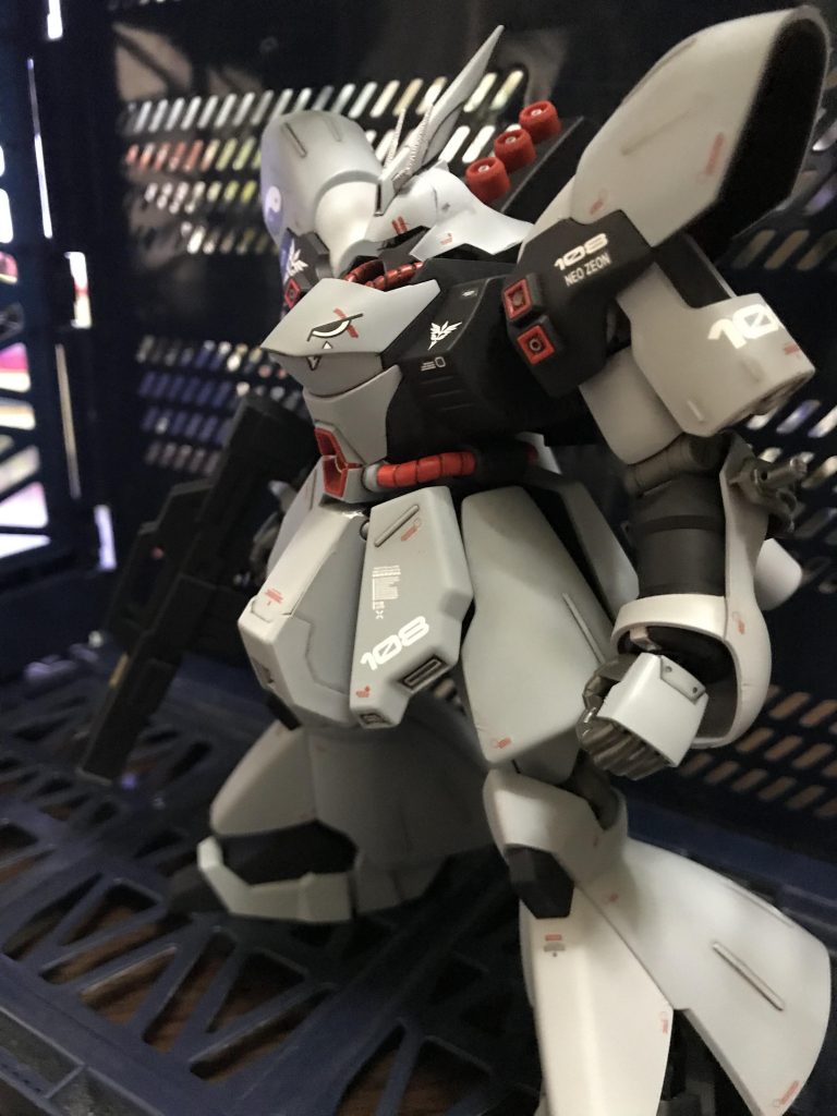 サザビー改〝サラマンダー〟–8枚目/制作者：真樹京介