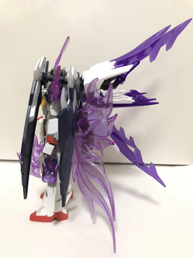 フルクロスはエフェクトが干渉しないようになっています。ネオジム磁石で接続しているので取り外しもできます。