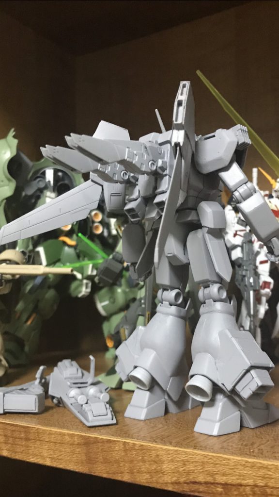 サフのみ時
サフのみの時が一番かっこいいってそれ一番言われてるから
ディープストライカーを買ったのでもっと腕が上達したら作りたいです