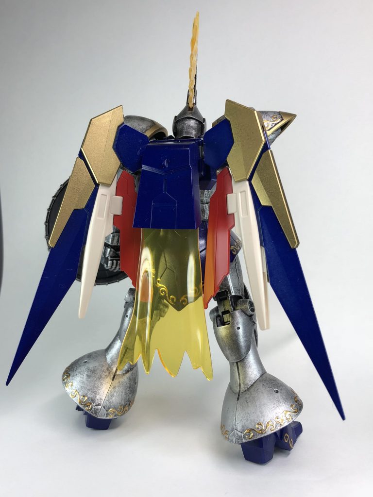 フェニーチェのバックパックにギャンスロットのマントをつけました