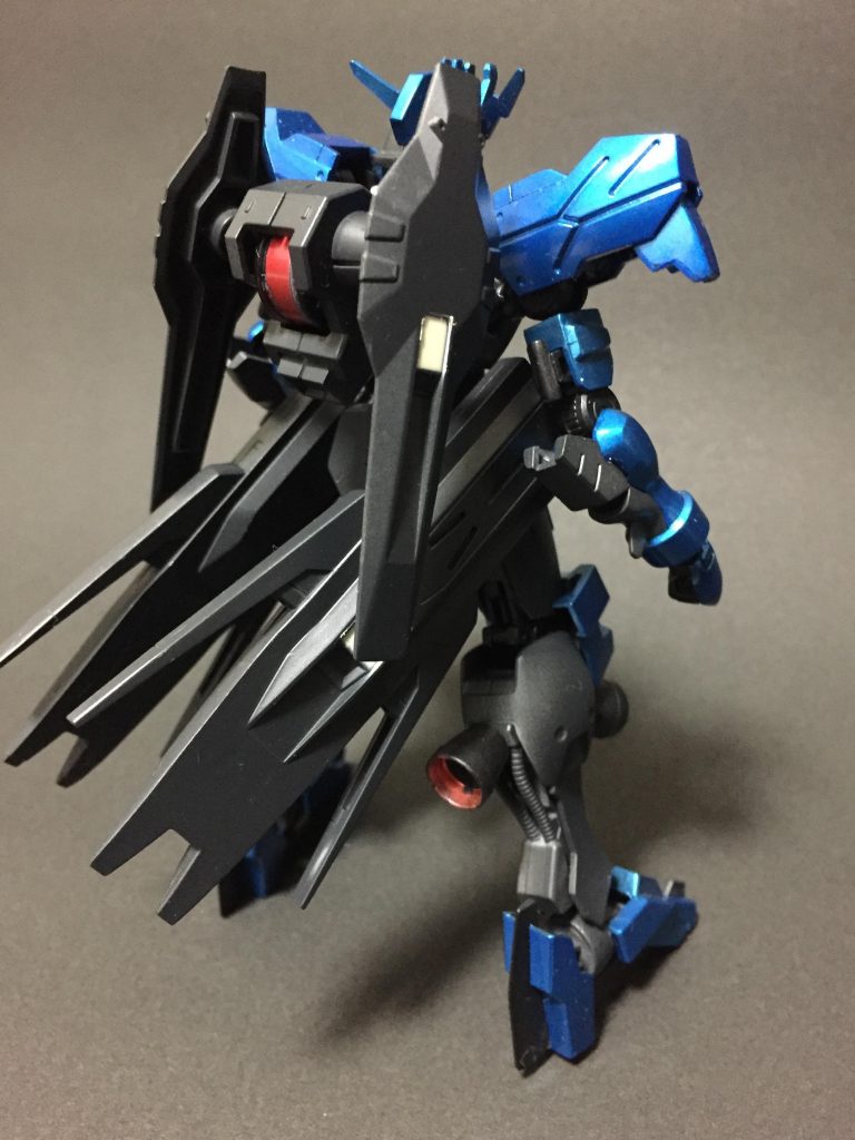 バック
マスキングが甘いのが課題です…