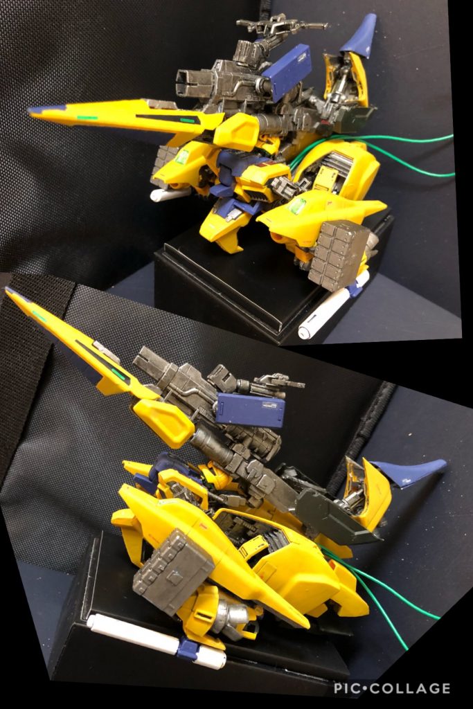 メガ・ライダー形態
この形態が本機の大きなポイントとなる。疲弊した僚機を搭載し戦線から離脱、なおかつその際に僚機のエネルギー補給と武器の配布を行う事で、チーム全体の戦力を保つ。