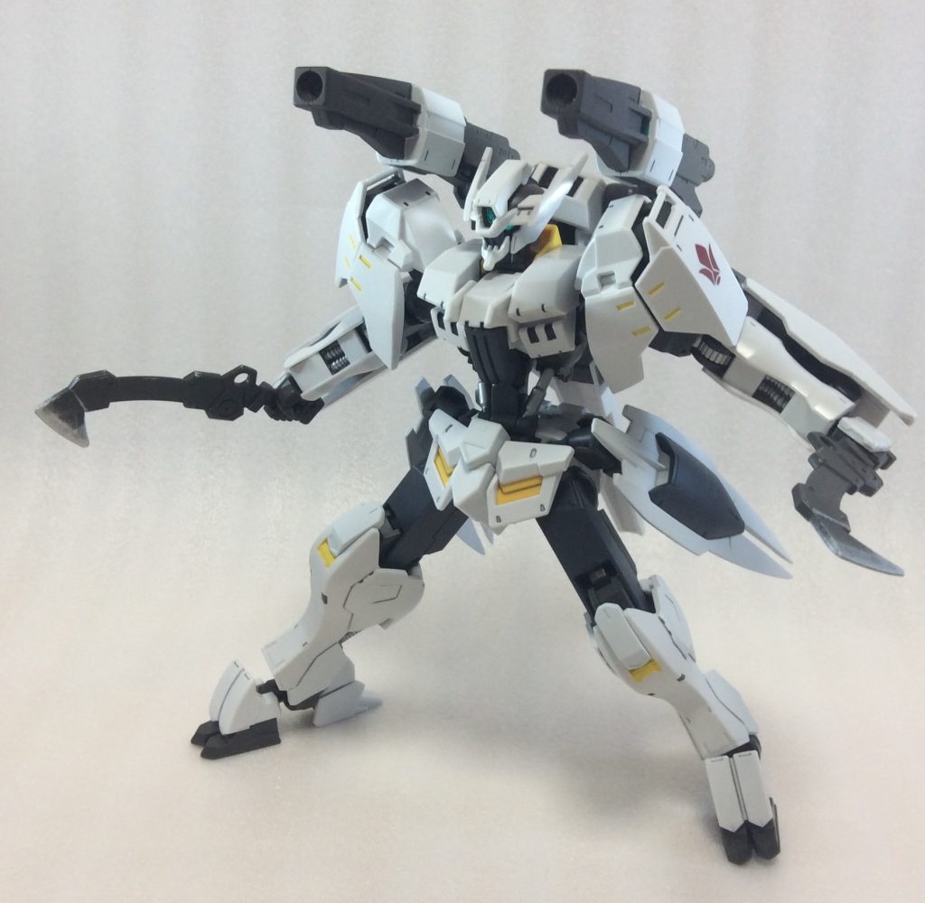 劇中では宇宙での戦闘で使われたショートバレルキャノン
ナノラミネートアーマーは貫けないため、これも的確に狙う技術が求められそうです。