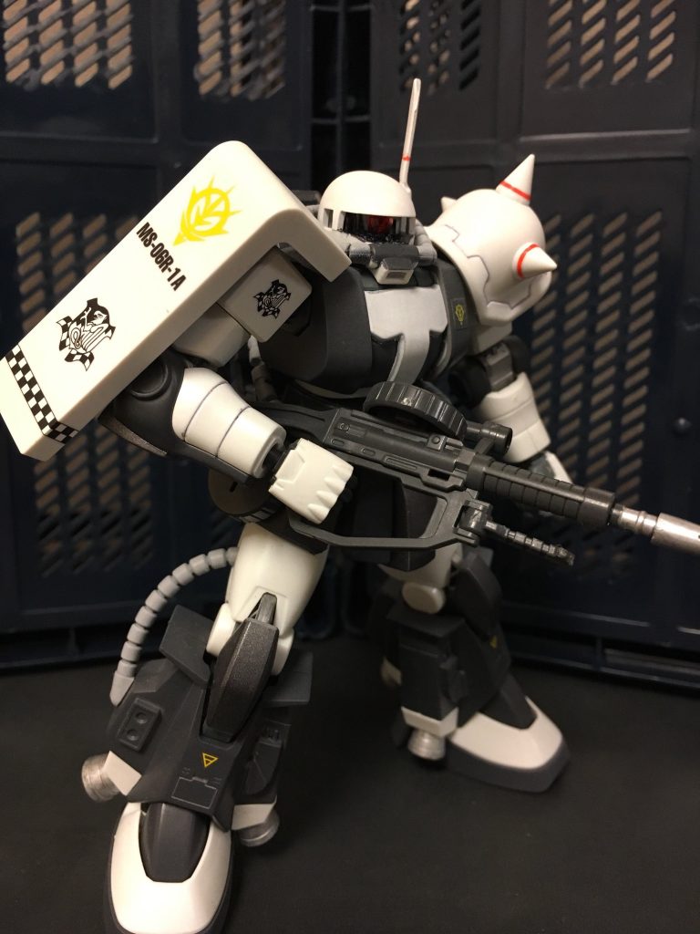 エリック・マンスフィールドザク。デカールが発売されたのはデカイですね。