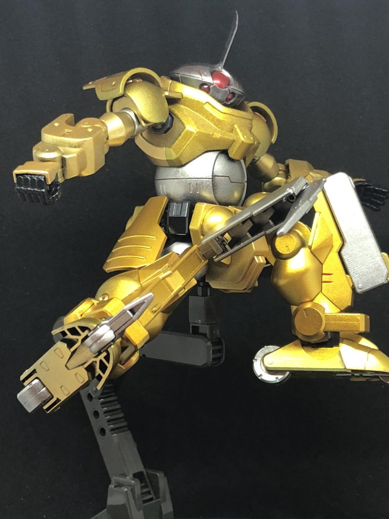 「くらいやがれー!」
私がレッドペレーのキットを選んだ理由です。全パージからの隠し武装キック!