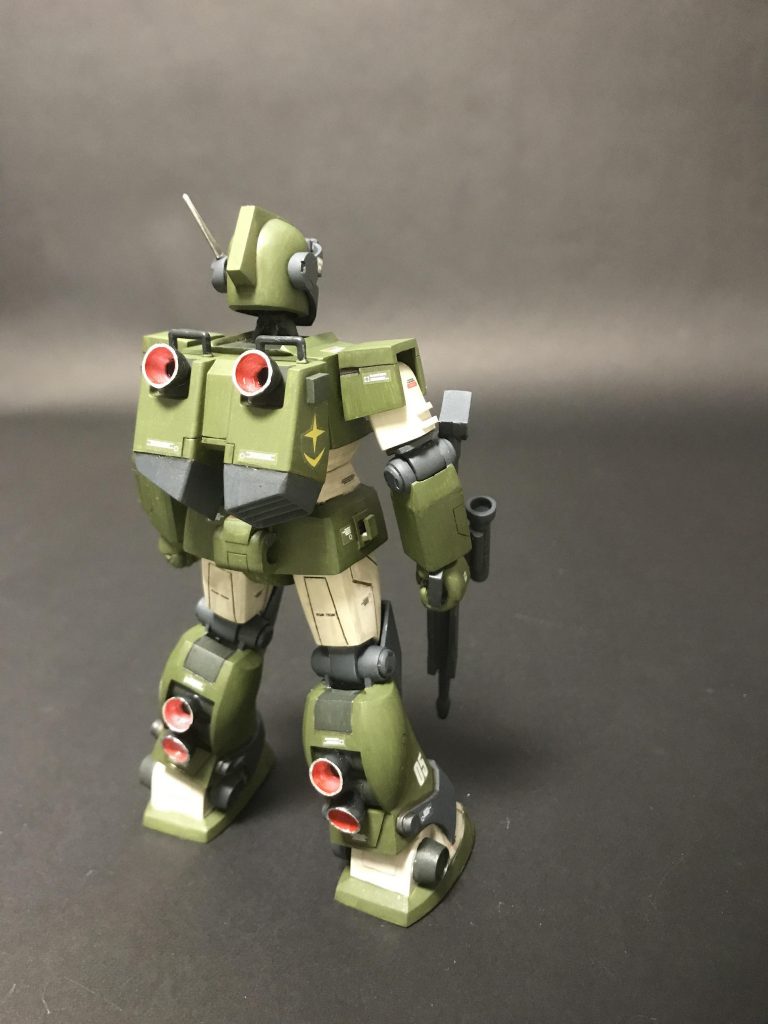 筋彫りの他にはプラ板等でディテールアップもしています。