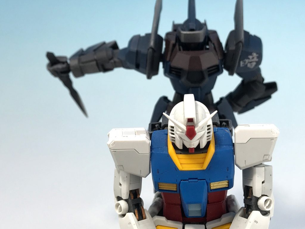 日本では『小便の後ろに立つのはとても失礼』とされている。
何故ならば、隙だらけの人間の背後に立つのはニンジャしかいないからだ。