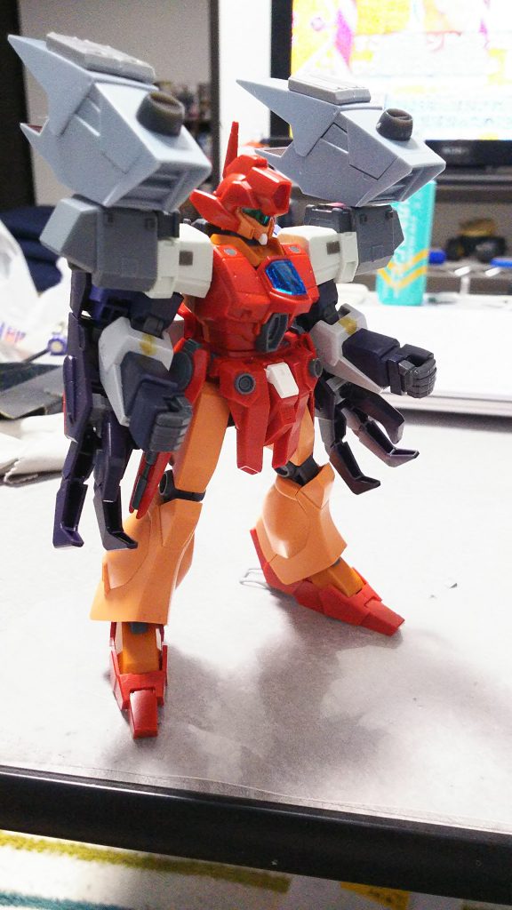 塗装前。ヘッドはラファエルガンダムとかアデルとかにする案もありましたが、なんやかんやジェガンブラストマスターのが一番しっくり。