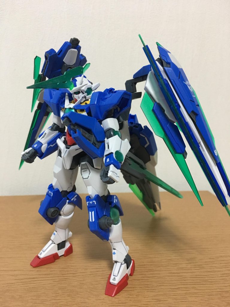 00-Qan[T]ライザー
7s/Gの背部にGNバスタービットを搭載し形状から名前がついた形態