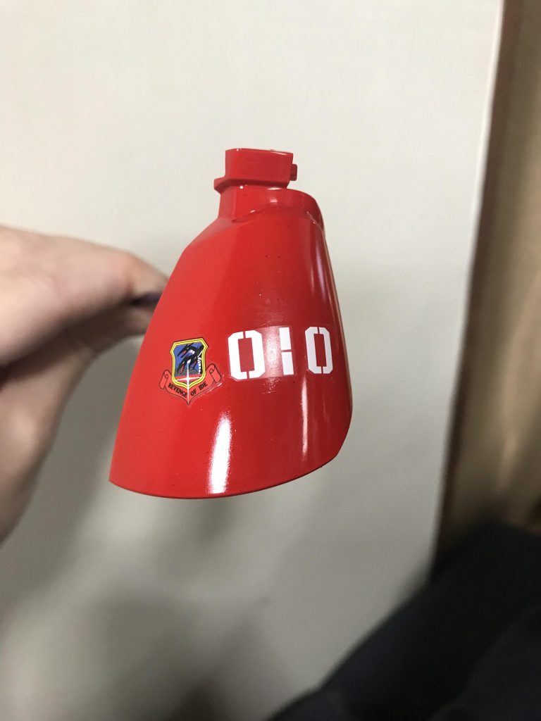 赤は塗料を重ねて1番上にプレミアムレッドを。