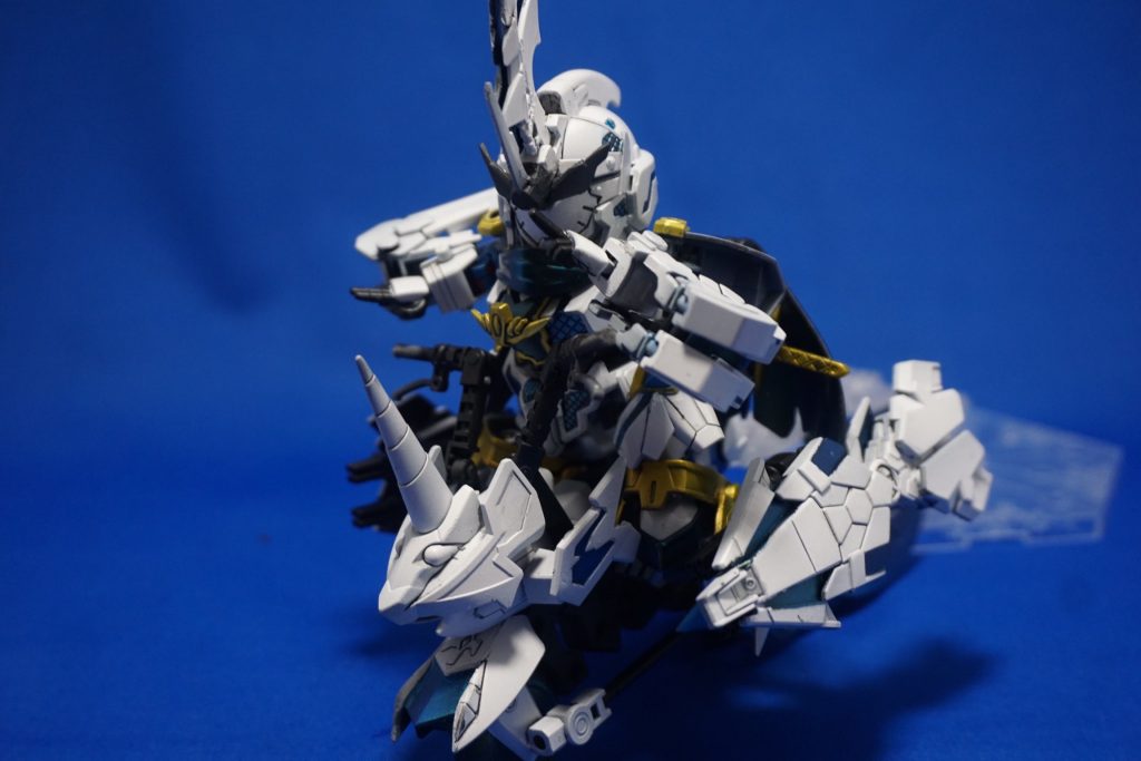 支援機として、マシンライダーをカスタムしました!
モチーフはもちろんユニコーン、零丸の武装運搬支援機です。