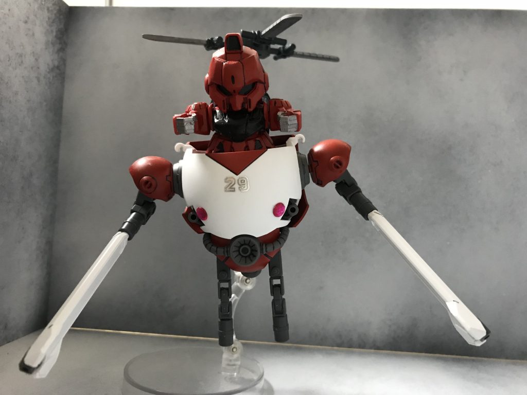 アニメを見ていてモモカプルならガシャプラ乗せられるんじゃないか?と言う思いつきで作り始めました。