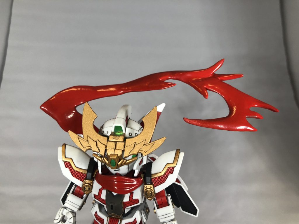 どんな風に作るかが悩みどころでした。
イメージは1クール目のオープニングと、漫画「寄生獣」で寄生生物がすごいスピードで変形しながら攻撃してくるところを参考にしました。