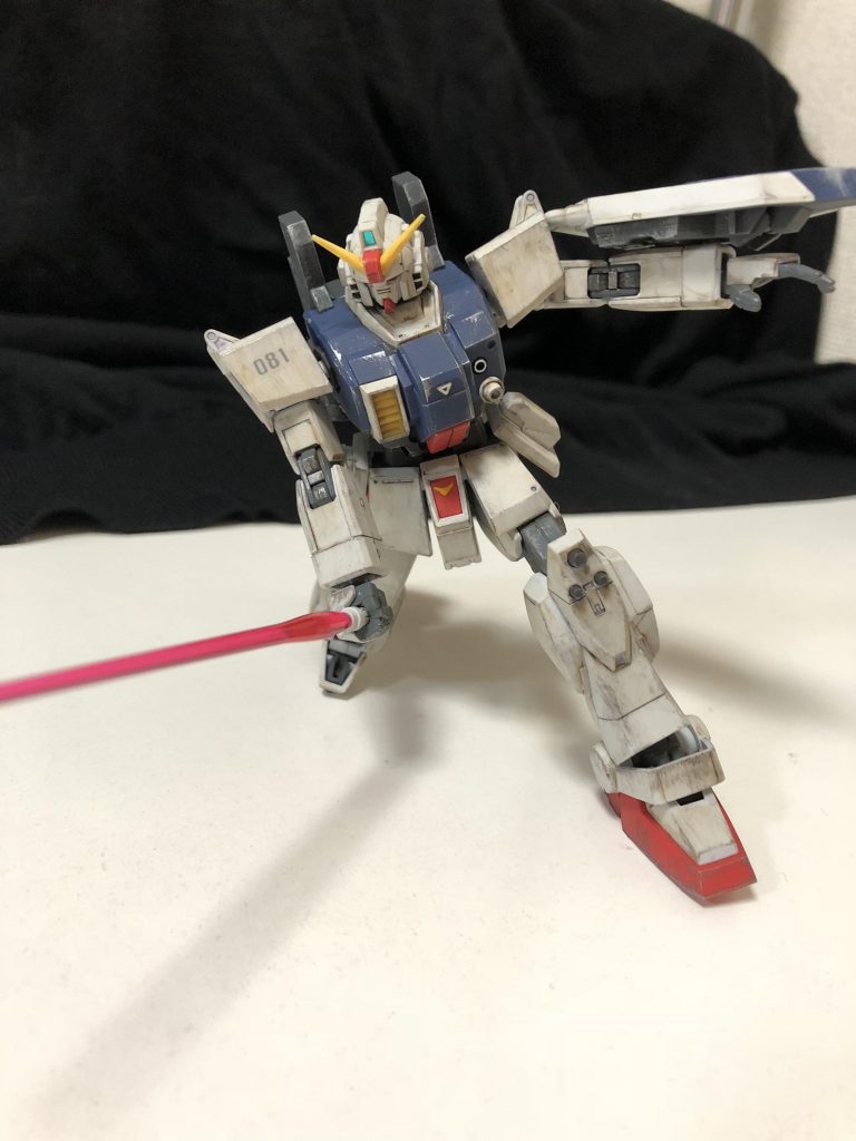 可動範囲が広く、立膝も余裕でした。足首や関節などもウェザリングしています。