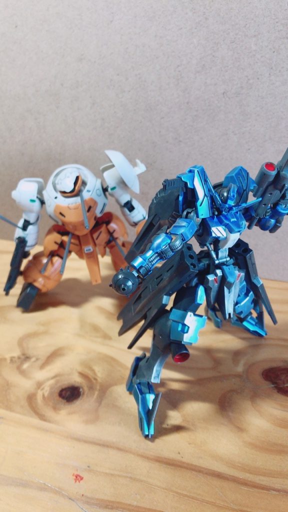 スキーをしていると良いところに栗が‥
ヴィ)刺して爆破すれば食えるっしょ(ゲス顔)
栗)え、ちょっ、なんで俺ええぇ?!