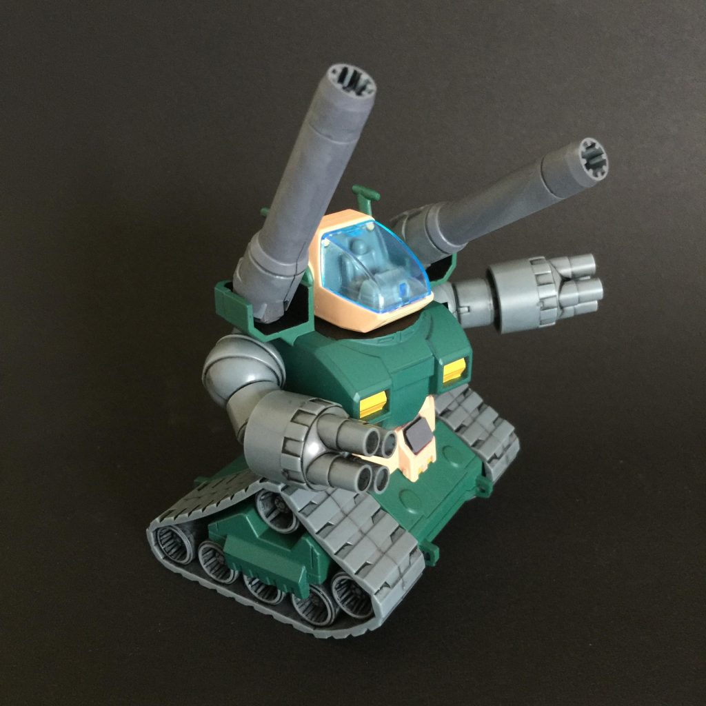 意外と可動するのでポーズも決まります。
調色も楽しい作業でした( ^ω^ )