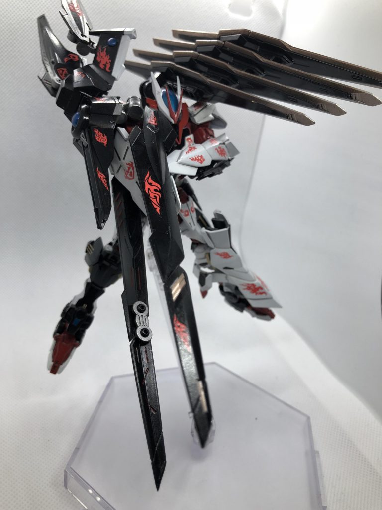 Bスマートガン 後ろのファンネルでフルバーストをイメージしましたっ