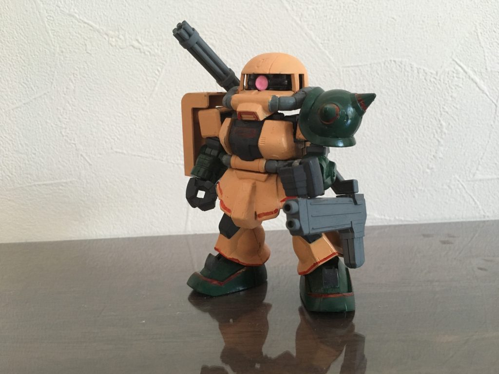 フロントビューです。ガトリング装備にしてます。