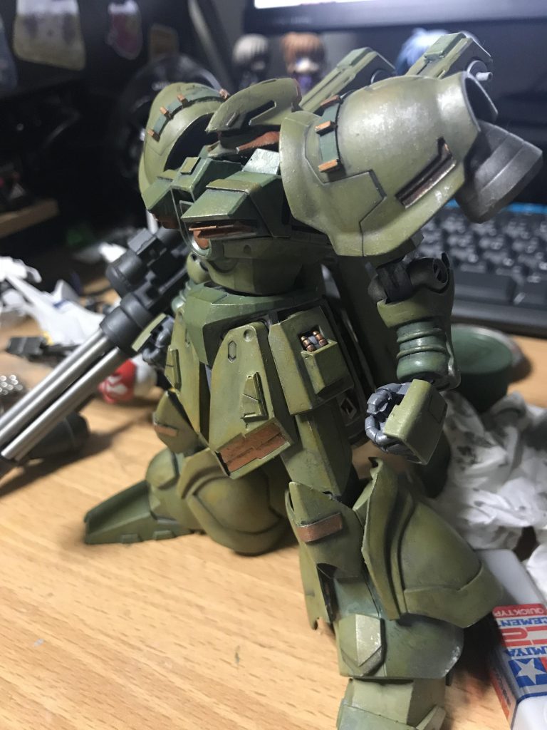 塗装はシタデルカラーによる筆塗装
ウェザリングもシタデルカラー使用