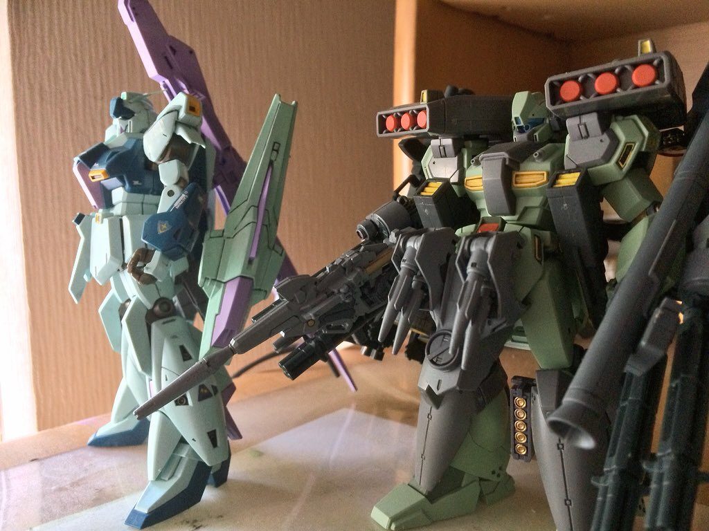 フルアーマースタークジェガンとツーショット