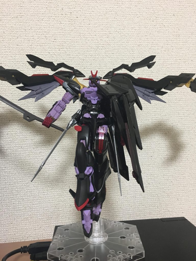 ゴールドフレーム天ミナの定番ポーズ！