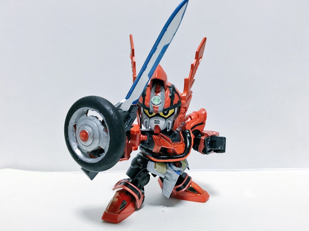 ハンドル剣…ではまんまなので「ステアブレード」と命名。ステアリング部は紅武者のタイヤを加工。