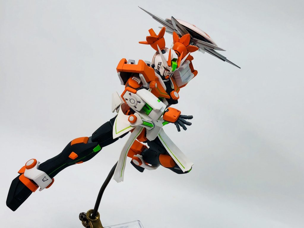 頭部、胸部、肩はストライク、腕、足はクロスボーンを使いました