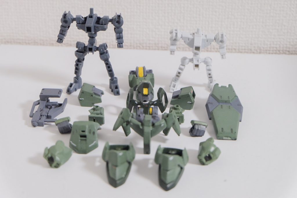 分解するとこんな感じ。