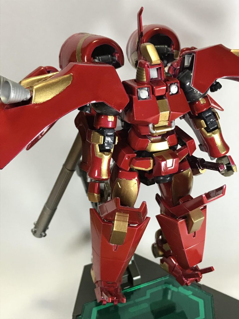 肩、膝、頭頂部はカバカーリーから借用してます。全部接着剤で無理矢理やってます。